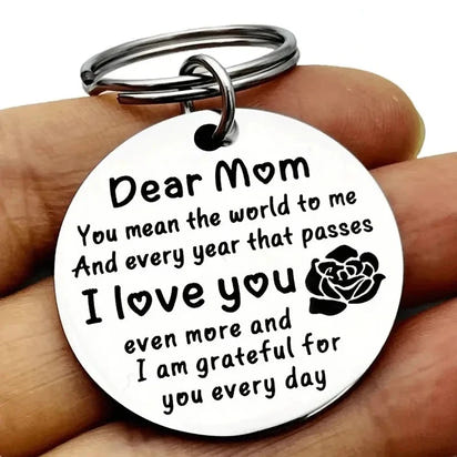 Stainless Steel “Dear Mom, I Love You” Keychain – Meaningful Gift for Mother’s Day, Birthday, Christmas, or Thanksgiving